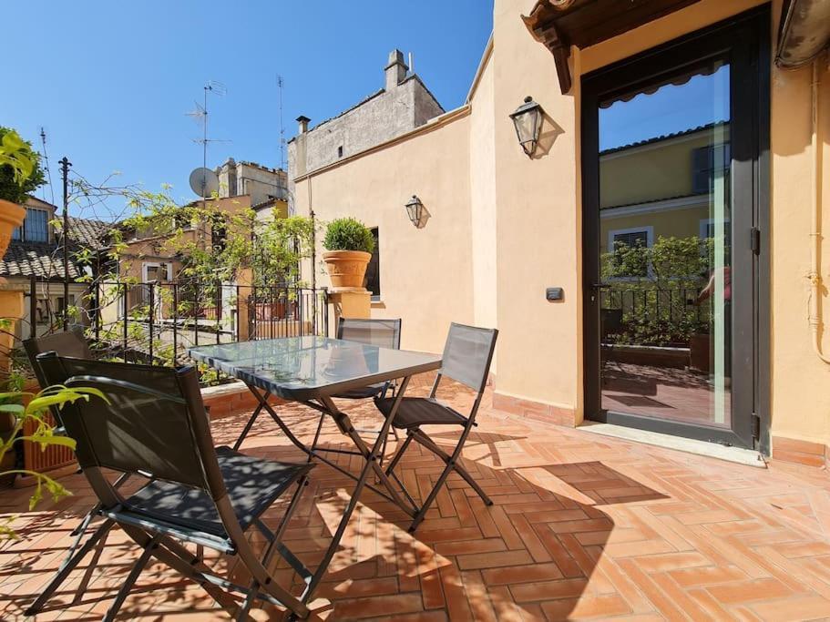 Boutique Penthouse With Terrace, Spanish Steps Рим Екстер'єр фото