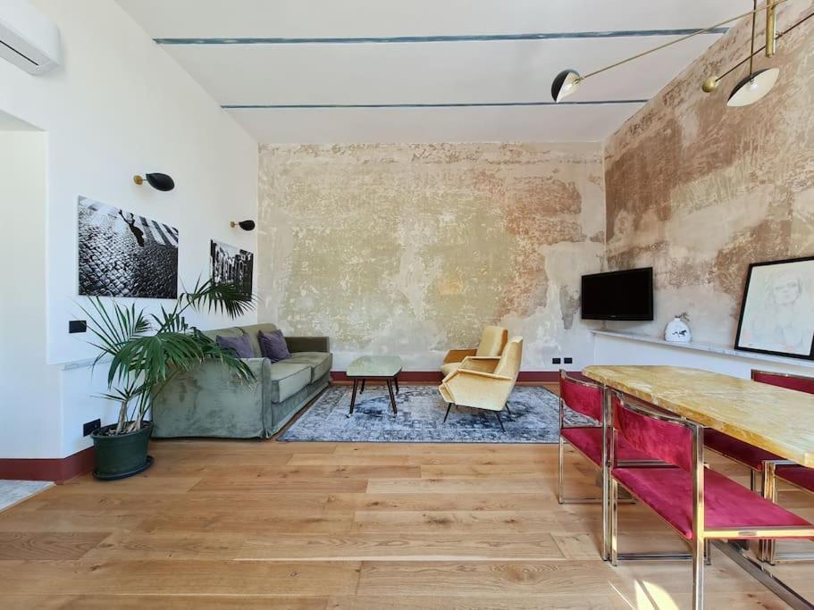 Boutique Penthouse With Terrace, Spanish Steps Рим Екстер'єр фото