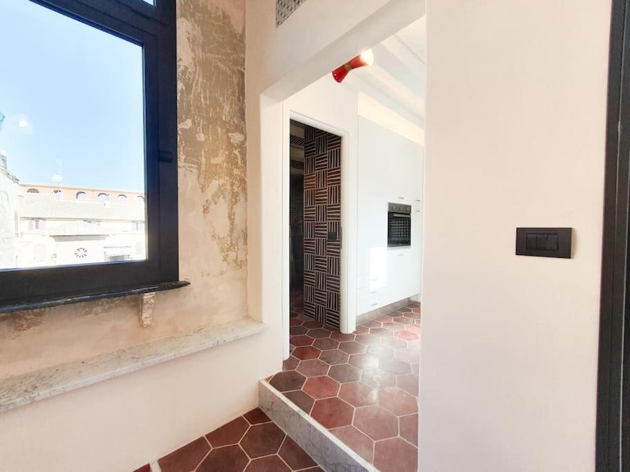 Boutique Penthouse With Terrace, Spanish Steps Рим Екстер'єр фото